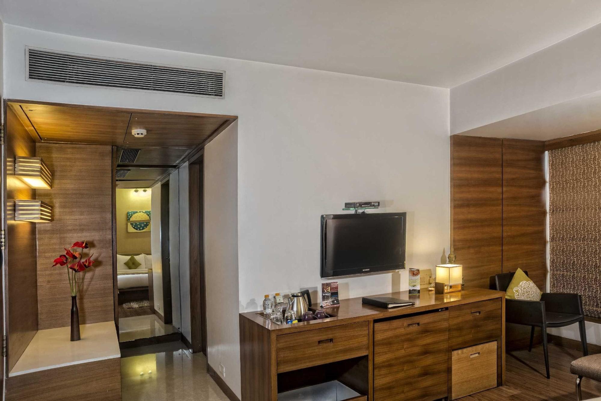 Hotel Yogi Executive, Navi Mumbai Exterior foto
