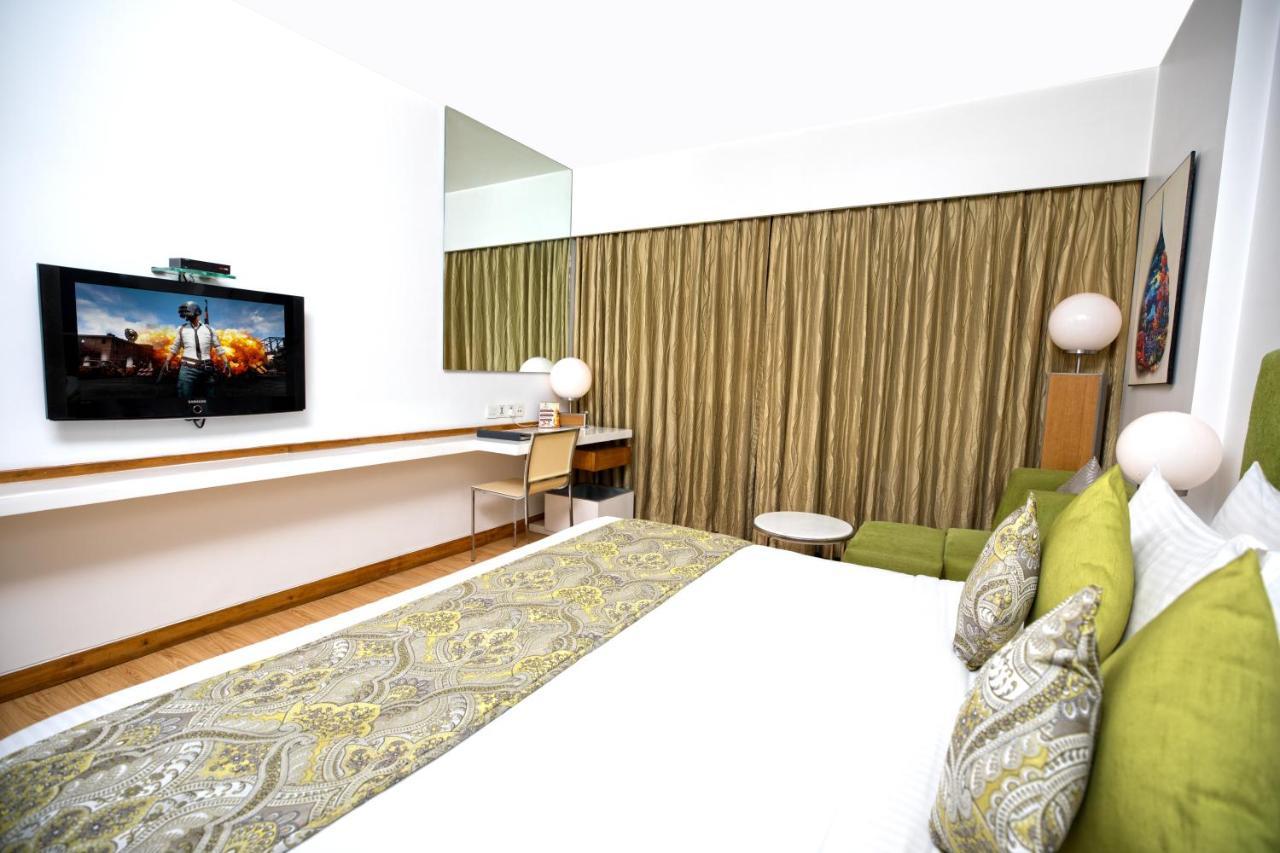 Hotel Yogi Executive, Navi Mumbai Exterior foto